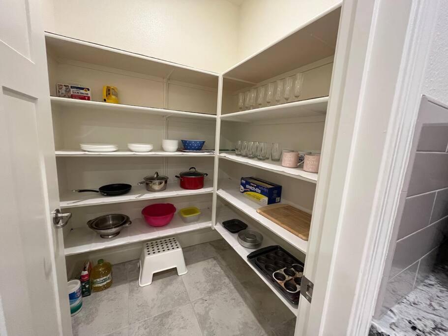 Brand-New, Beautiful & Stylish Home In Sacramento! ภายนอก รูปภาพ