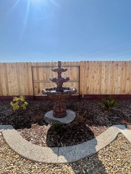 Brand-New, Beautiful & Stylish Home In Sacramento! ภายนอก รูปภาพ